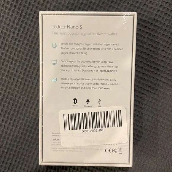 Cryptocurrency Ledger Nano S - Picture 2 of 2